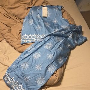 PrettyGarden Blue and White Floral Top and Pants NWT